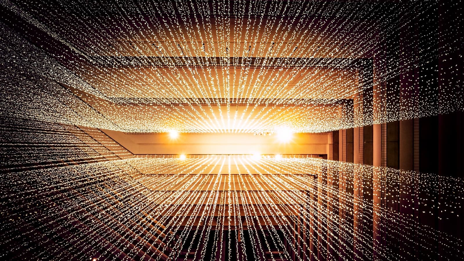 Quantum computing explained — an abstract futuristic structure